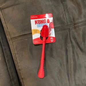 Kong brush